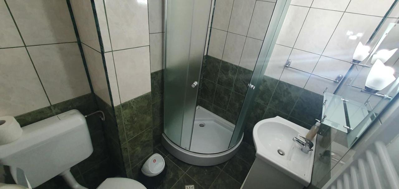 Casa Silvia Hotell Căpăţîneni-Ungureni Eksteriør bilde