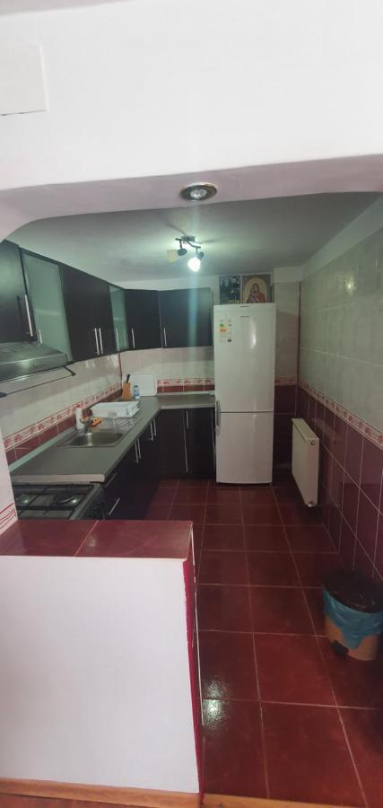 Casa Silvia Hotell Căpăţîneni-Ungureni Eksteriør bilde
