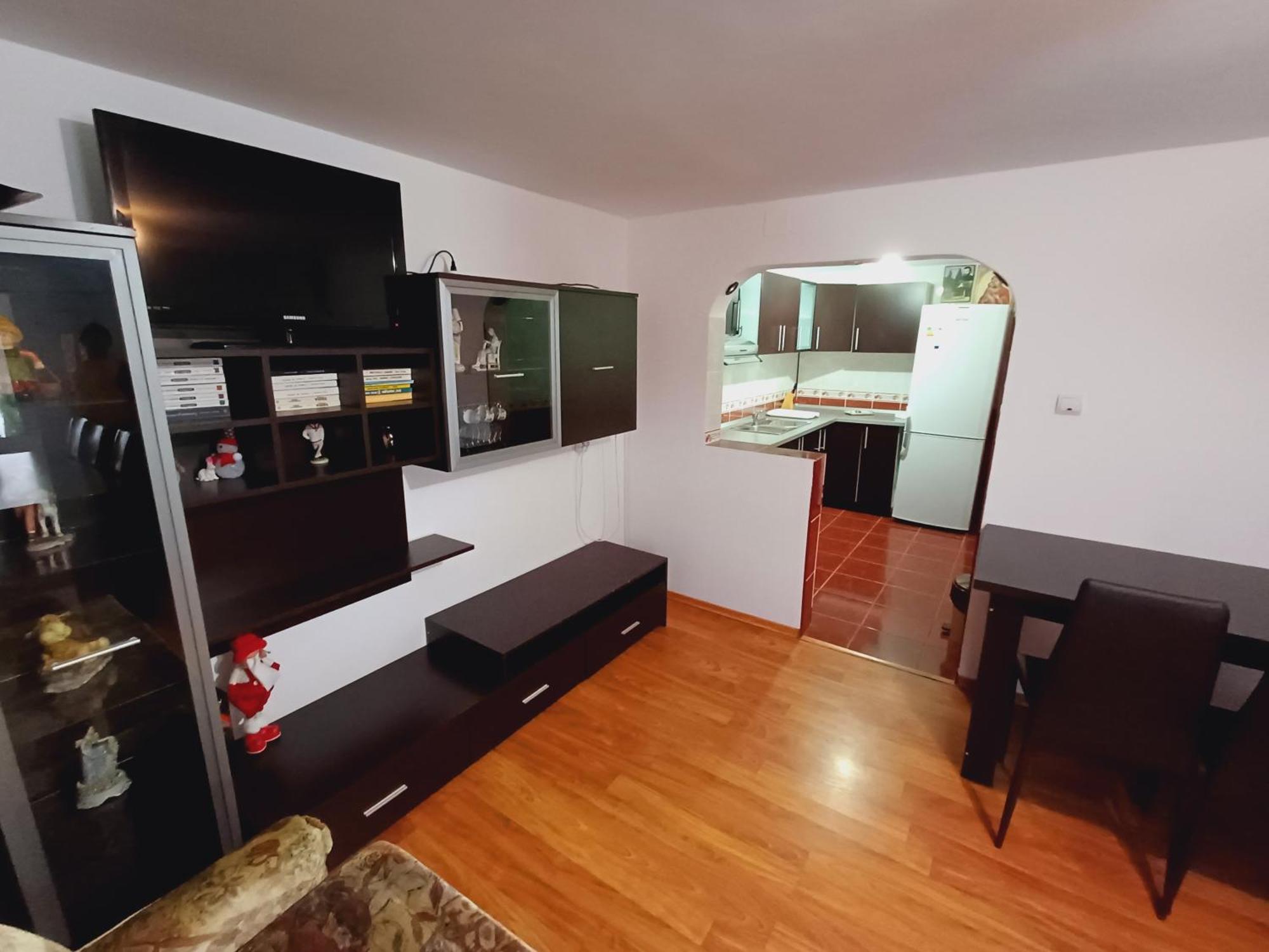Casa Silvia Hotell Căpăţîneni-Ungureni Eksteriør bilde